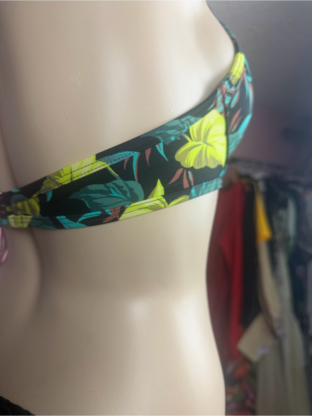 Victoria’s Secret Push-Up Bikini Set Small NWT Tropical Print - Picture 12 of 14